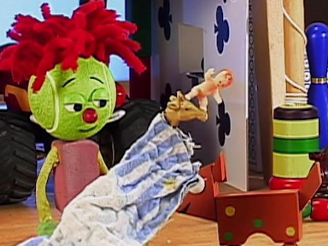 A Bird I've Heard/A Super Silly Pizza