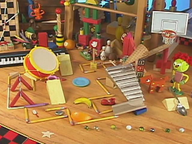 A Marble Maze Craze/Toys That Roam