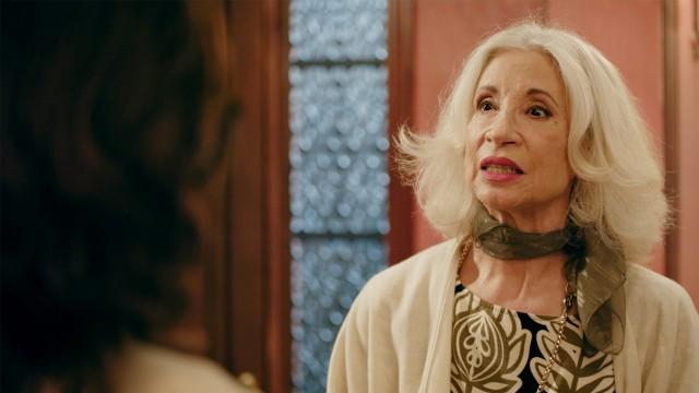 Victoria enfrenta a Mariana