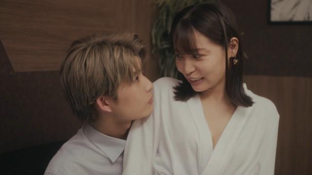 すれ違いの夜、初めての涙