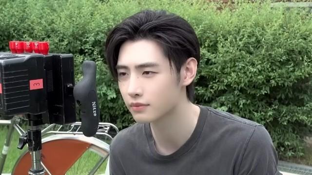 'MEP' Ad Shoot Behind