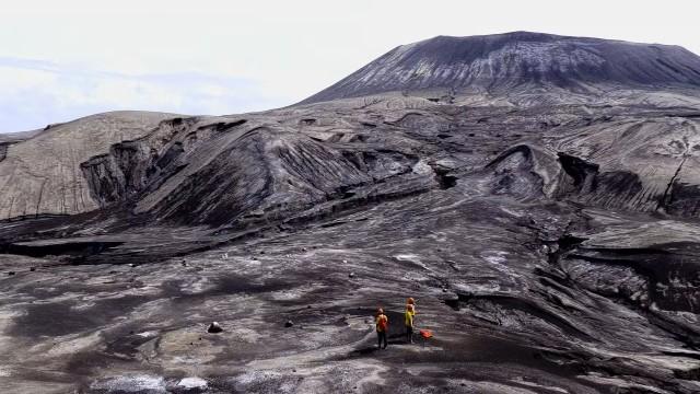 西之島 原始の島にいかにして生命が宿るのか