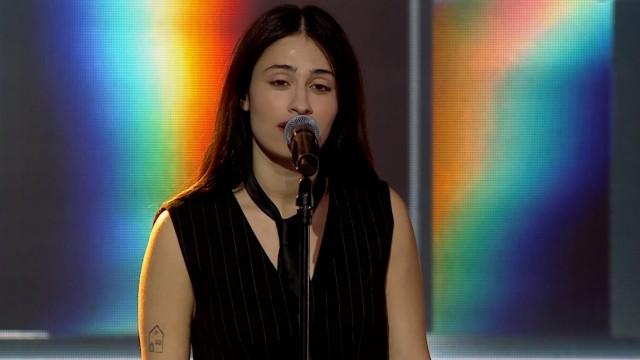 הסיכון של שירה