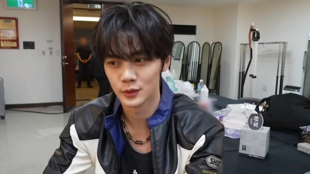 2025 WORLD TOUR [HERE&NOW] IN TAIPEI Behind