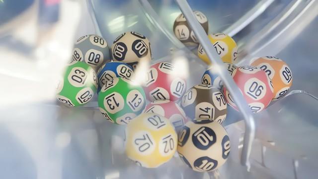 Mega da Virada: mathematics, chance, and luck (SciCast #675)