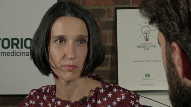 (01-05-17) Carola Pérez recuerda cómo cambió su vida al tomar cannabis medicinal