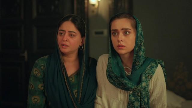 Seher, Kausar in Danger