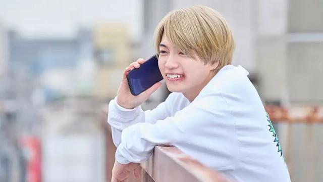 Uncover the Hidden Face of a Popular Celebrity!