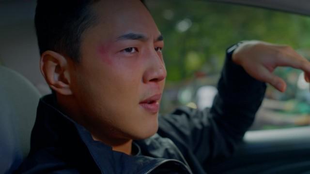 Joey has been tracked down by the syndicate!