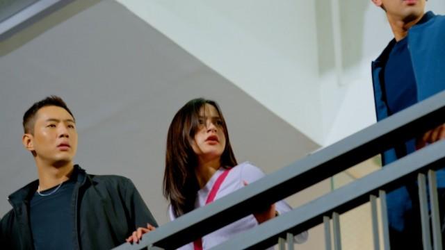 Everyone is on the hunt for Golda!