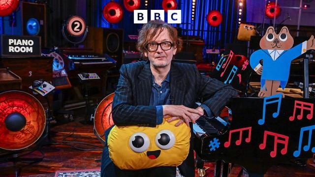Jarvis Cocker - Wally the World's Greatest Piano-Playing Wombat