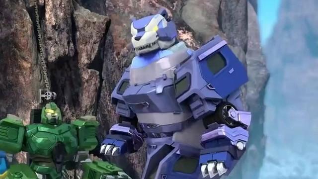 Temple Escape Partner'S Shoulders