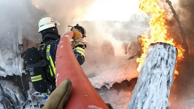 Feuerball auf der Autobahn