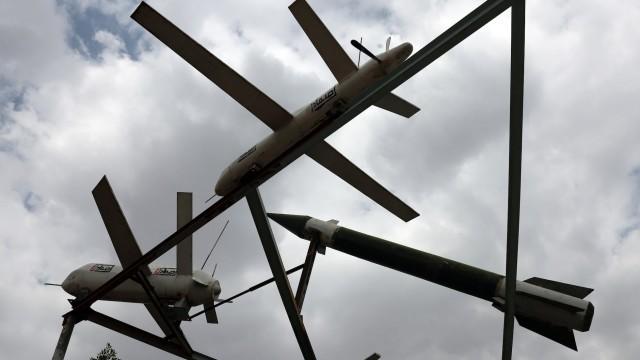 Drones y hambre: armas de guerra del siglo XXI