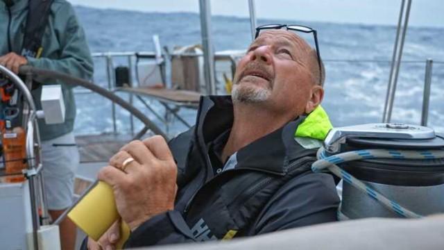 De första prövningarna