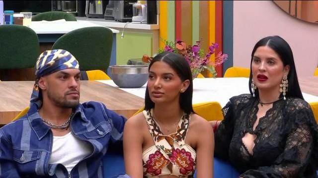 Capítulo 9: «Primeros posicionamientos»