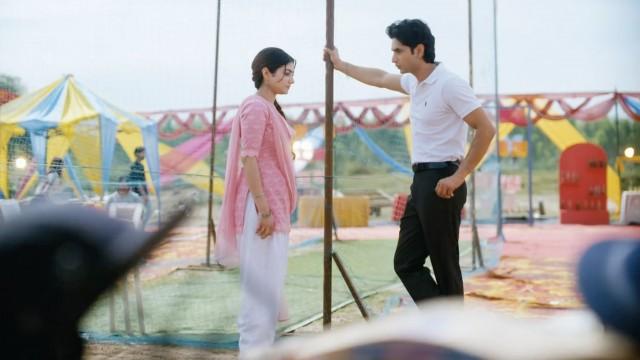 Nawab Cuts Ties with Tina