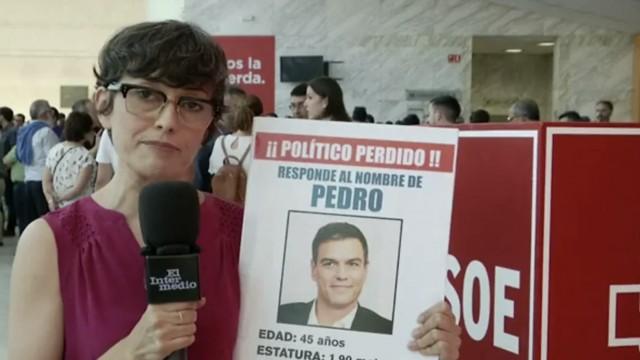 (19-06-17) Thais busca al "desaparecido" Pedro en el Congreso del PSOE
