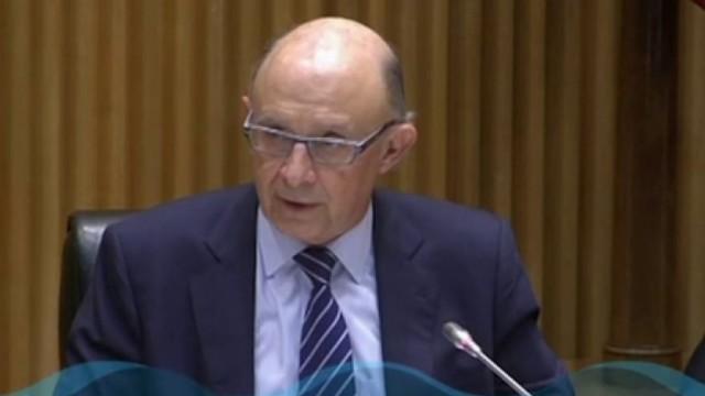 (26-06-17) 'Pececitos', la bachata de Montoro con la que defiende su amnistía fiscal