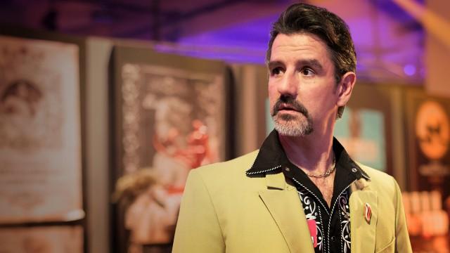 Lelly Kelly and Dolly Melony go to a sex fest