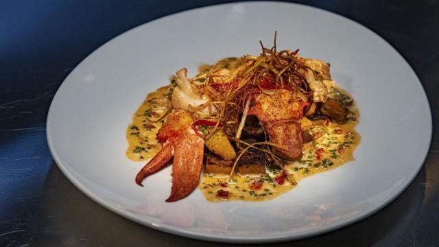 Chefs' Cut: Alex vs Shellfish