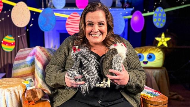 Jessica Gunning - Jenny Peckles Lays Eggs With Speckles