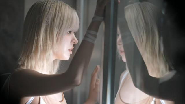 'Crescendo' MV Behind
