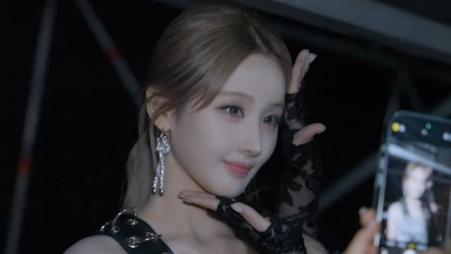 2nd Single Album 'Who is she' Showcase Behind