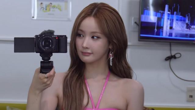 2nd Single Album 'Who is she' Music Show Behind #1 