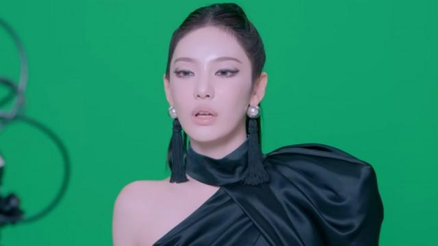 'WDA (Whole Different Animal)' MV Shooting Behind