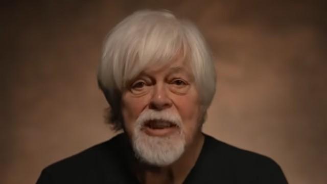PAUL WATSON : LE PIRATE DES OCÉANS QUI SAUVE LES ANIMAUX (PRISON, ATTAQUES VIOLENTES, POLÉMIQUES...)