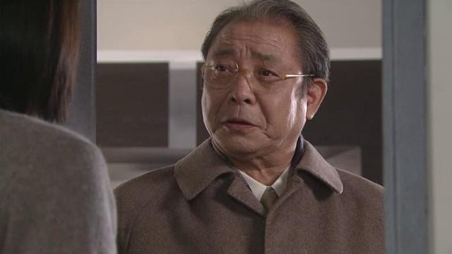 殴る女…一人ぼっち同士の友情