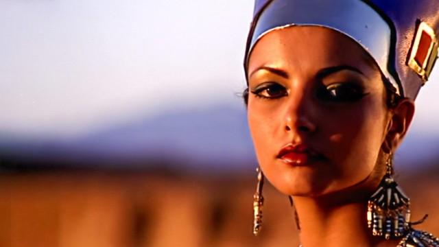 Akhenaten and Nefertiti: The Royal Gods of Egypt