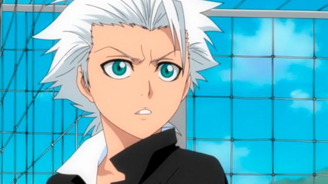 Hitsugaya, Karin y el balón de fútbol