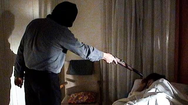 Contract to Kill / The Mornington Monster