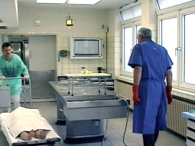 Dorothy, wo bist du? | Eine Frage der Ehre | Späte Vergeltung | Kaltes Grab | Rasend vor Wut
