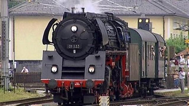 15 Maschinen im Ring - Dampflokfest in Selzthal