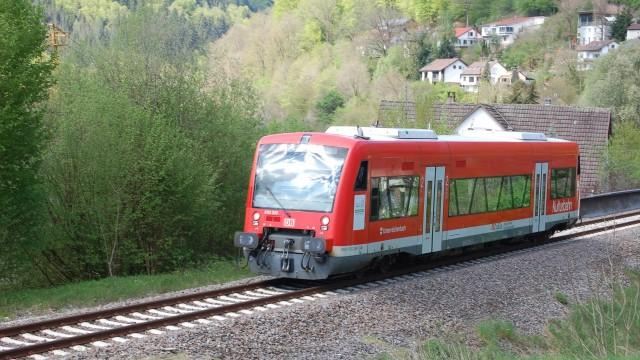Nächster Halt: Pforzheim-Weißenstein - Von der Brandruine zum Bahnjuwel
