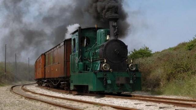 Die Bahn auf dem Damm - das RTM Museum in Südholland