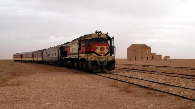Wüsten, Loks & Dromedare - Bahnabenteuer in Marokko