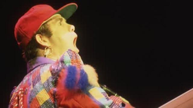 Discovering: Elton John