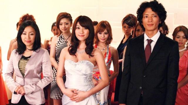 艶乳再臨! レズの罠