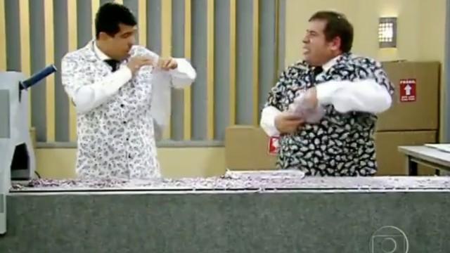 Olha os Caras de Pau Aí, Gente!