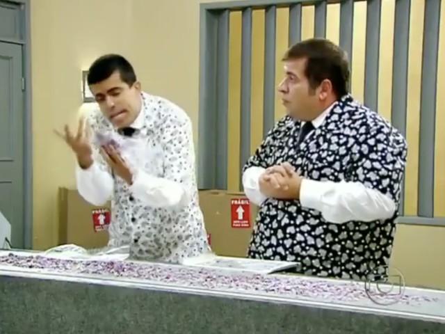 Olha os Caras de Pau Aí, Gente!
