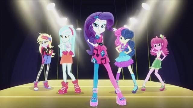 EQG RAINBOW ROCKS CORTI SEQUEL - La vita è una passerella