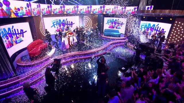 Rafael Vitti e Sheron Menezzes