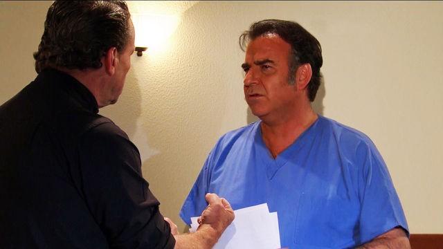 Amenaza de un sacerdote