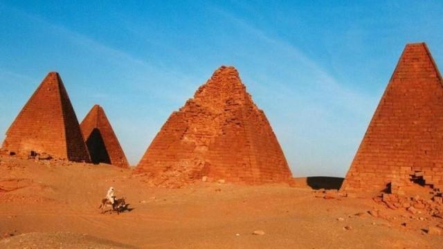 Gebel Barkal – Der heilige Berg der schwarzen Pharaonen (Sudan)