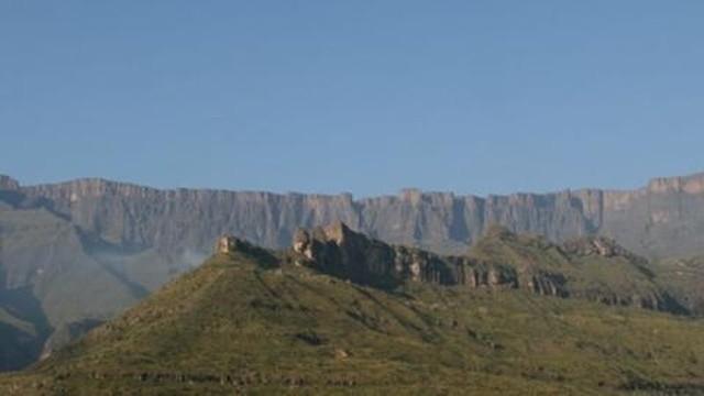 Drakensberge - uKhalamba – Drachen, Regenmacher und die Macht der Götter (Südafrika)
