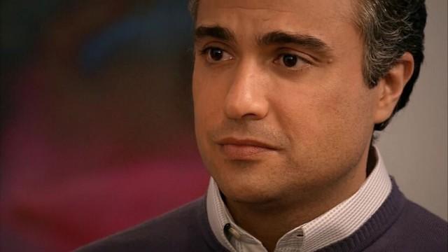 Juan se arrepiente de engañar a Helena
